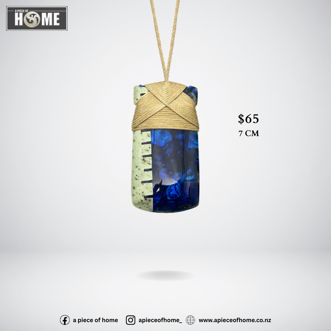 Blue Resin 7 cm